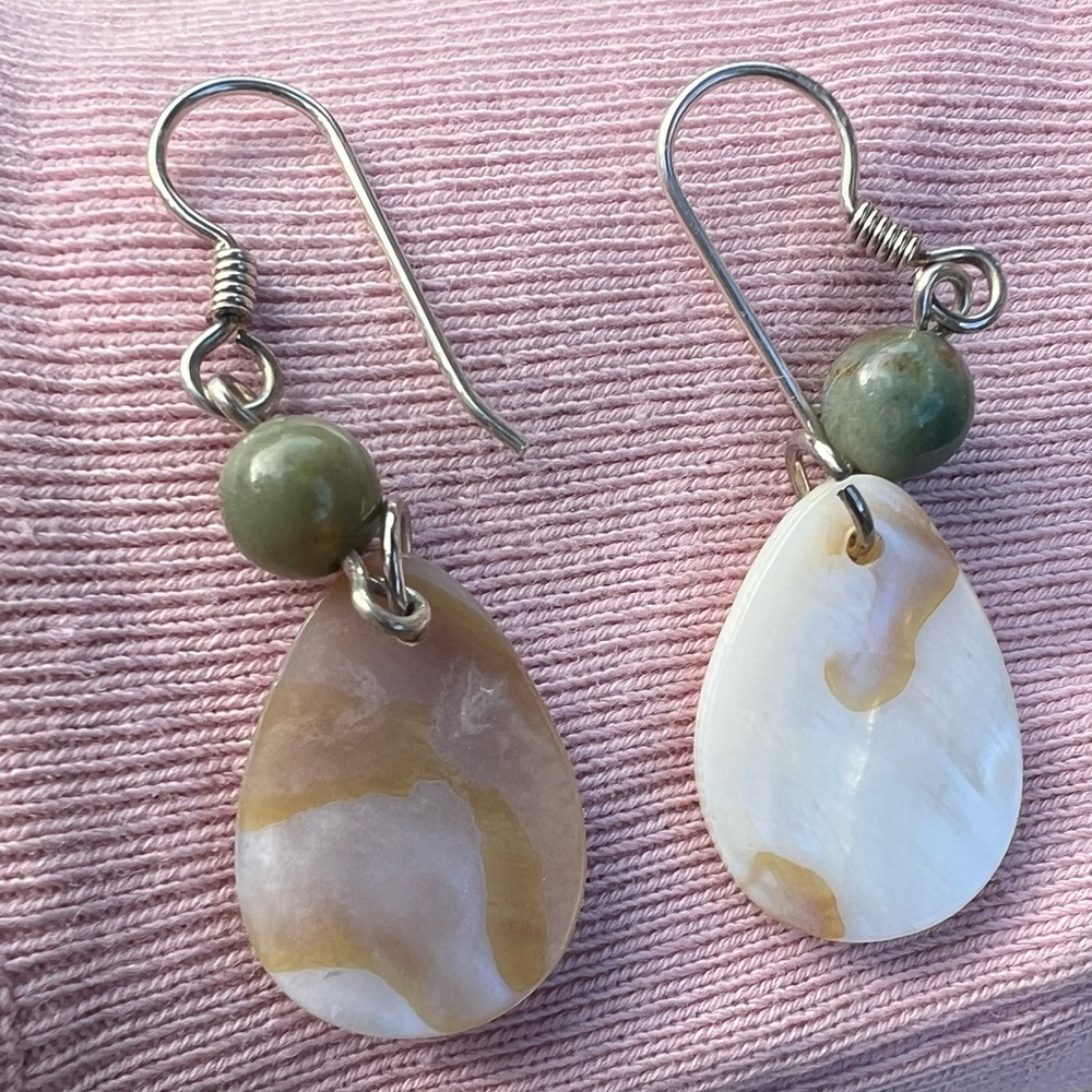 Banana Republic Cream and Brown Teardrop Earrings